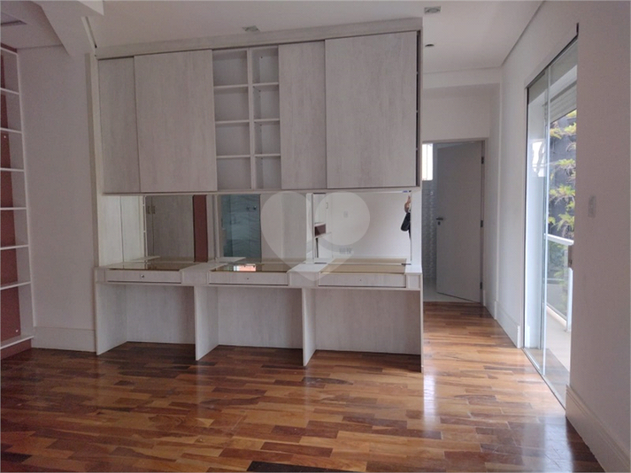 Venda Sobrado São Paulo Pacaembu REO349979 34