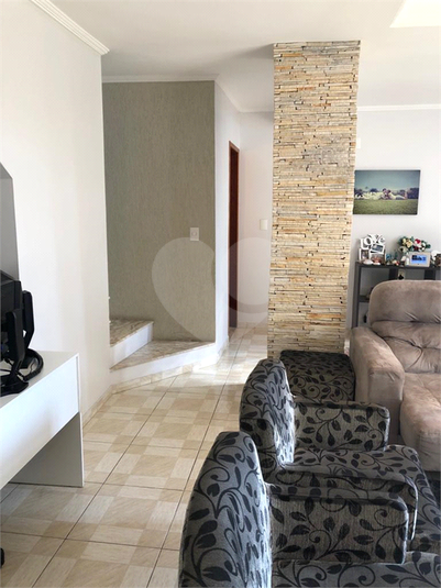 Foto REO351438