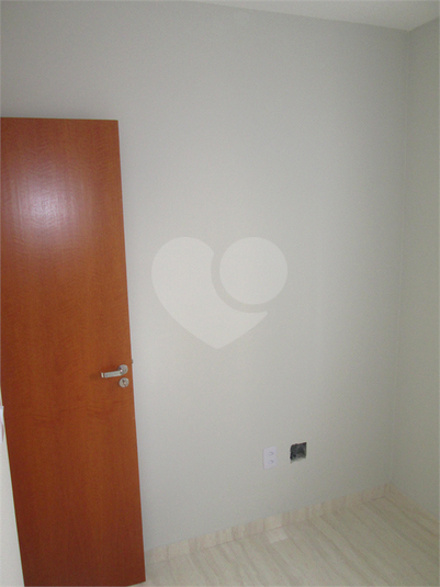 Foto REO352043