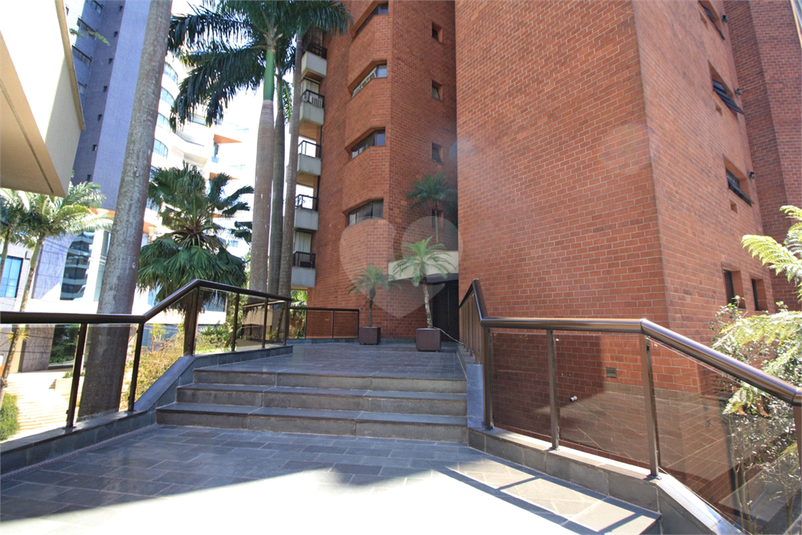 Foto REO353345