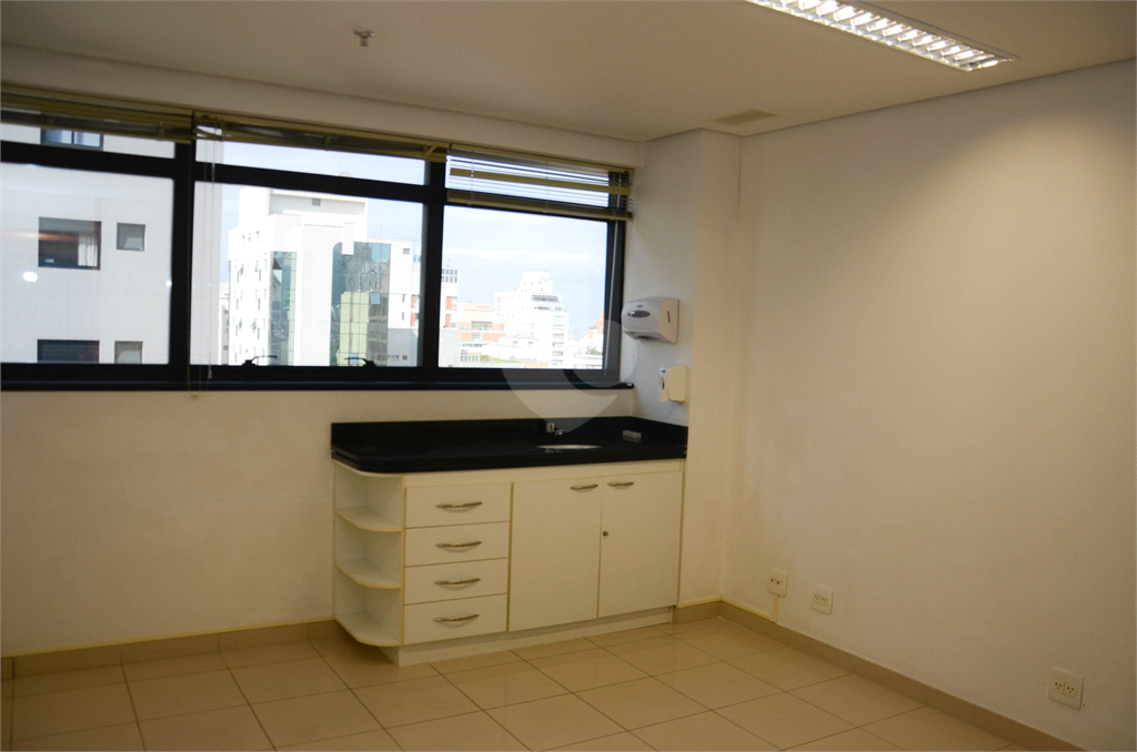 Venda Salas São Paulo Higienópolis REO355723 16