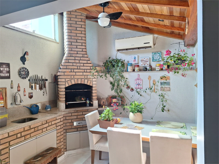Foto REO357165