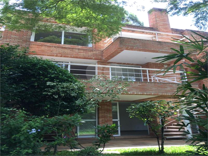 Foto REO358052