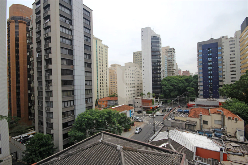 Foto REO359158