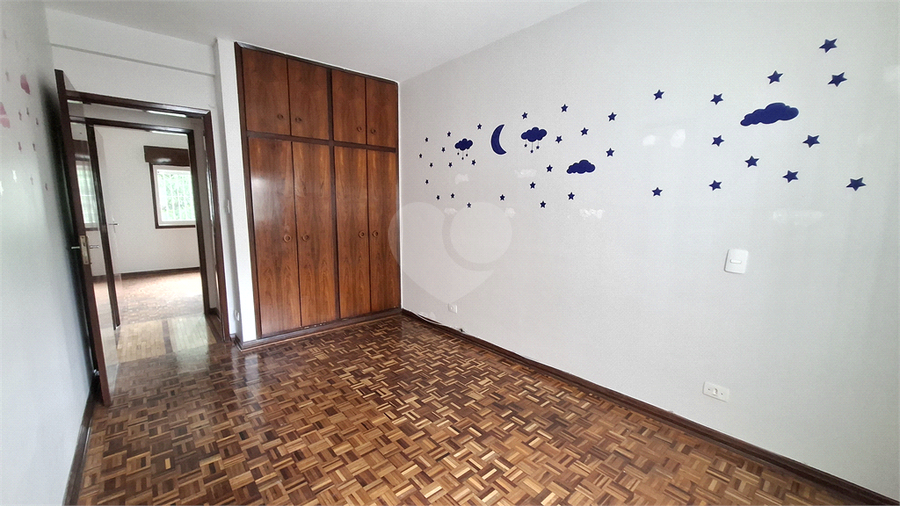 Foto REO359169