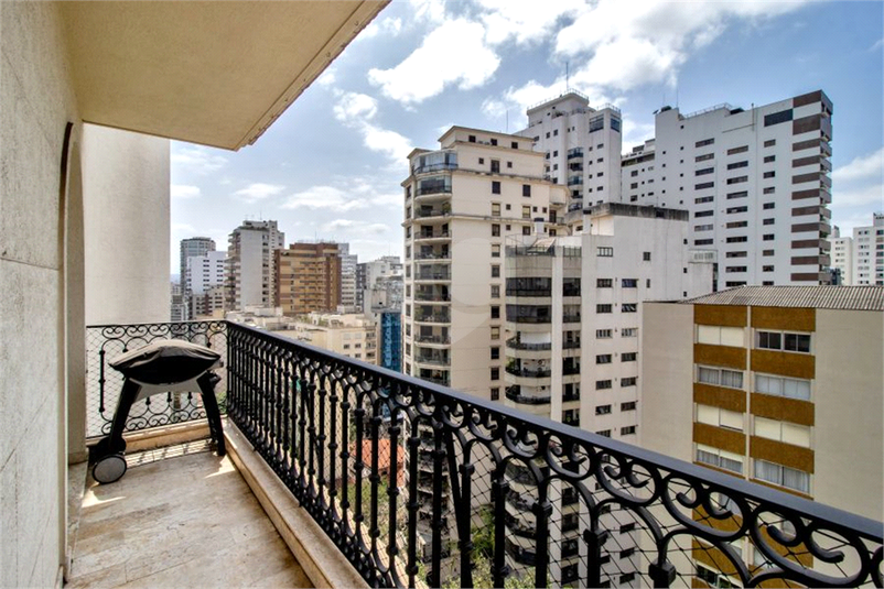 Foto REO359640