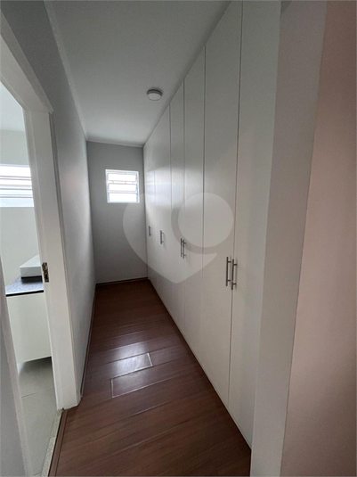 Foto REO360118
