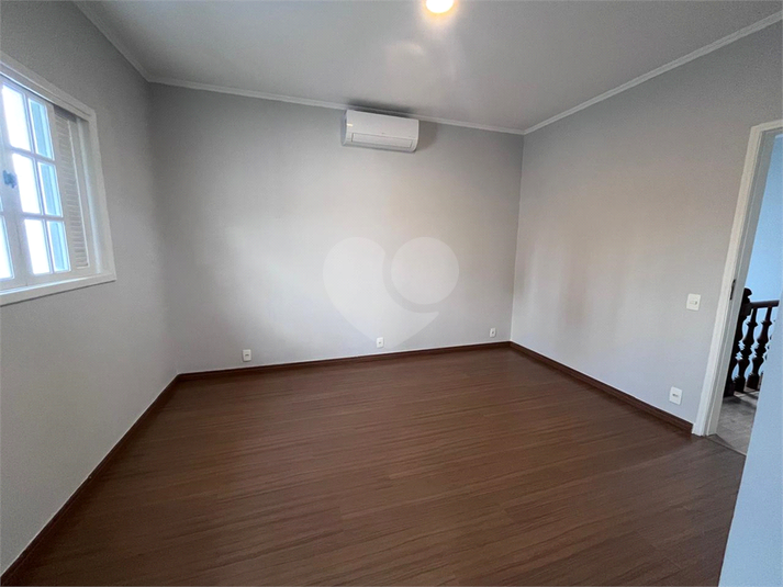 Foto REO360118