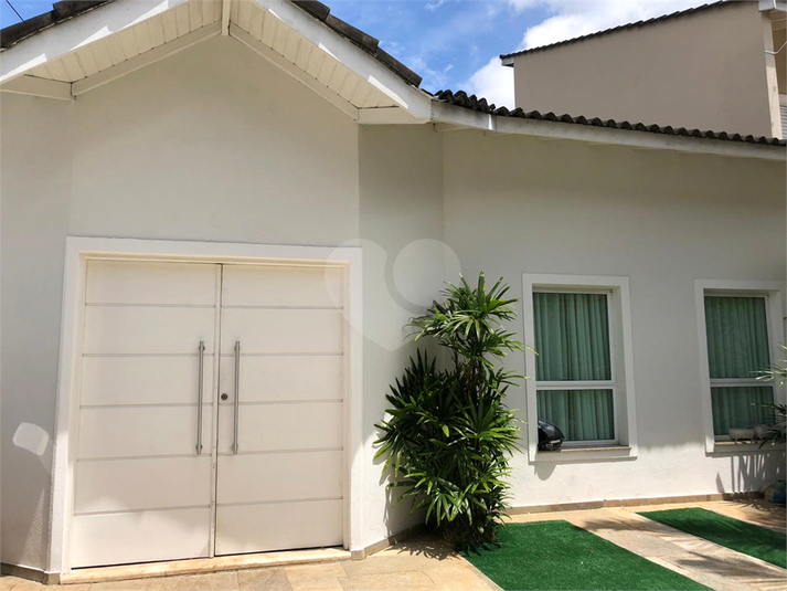 Foto REO360219