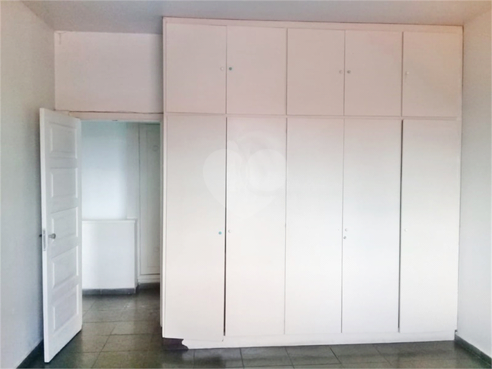 Foto REO360505