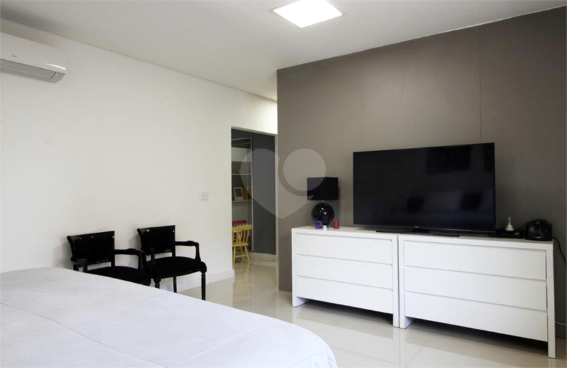 Foto REO360669