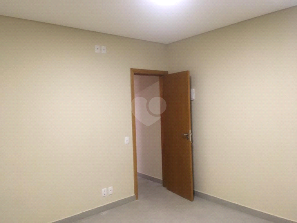 Venda Sobrado São Paulo Cerqueira César REO360690 23