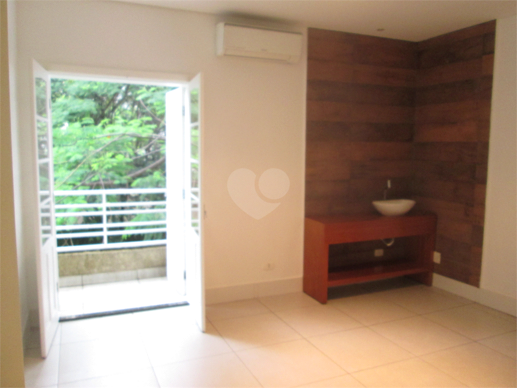 Venda Casa São Paulo Indianópolis REO361707 26