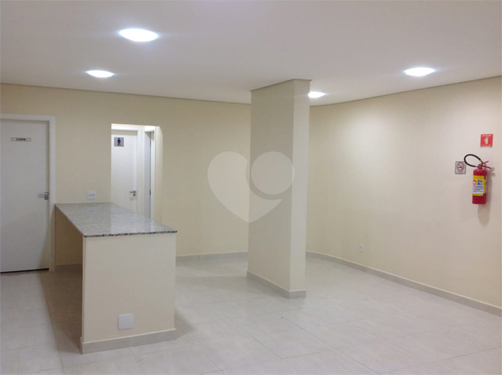 Venda Apartamento São Paulo Santa Cecília REO361824 3