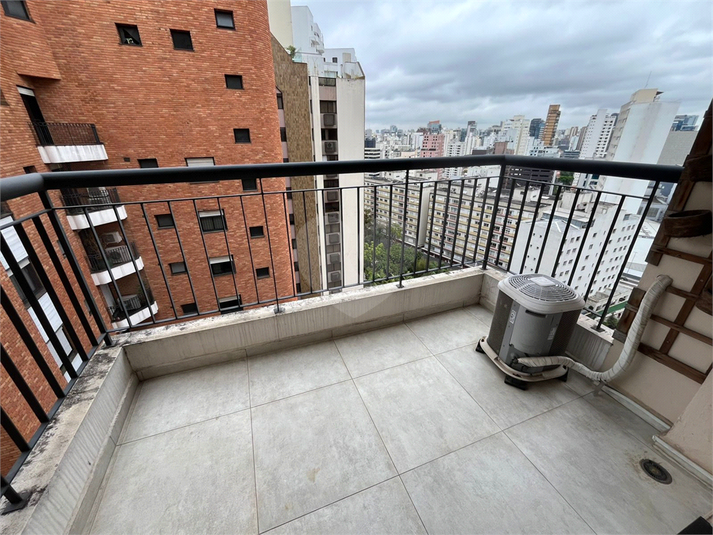 Foto REO362134