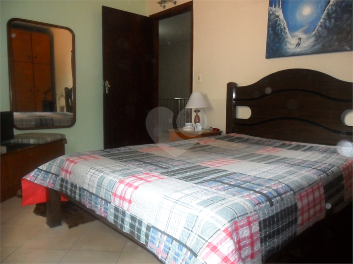 Foto REO363230