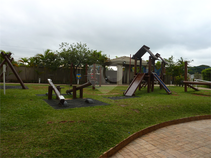 Foto REO363439