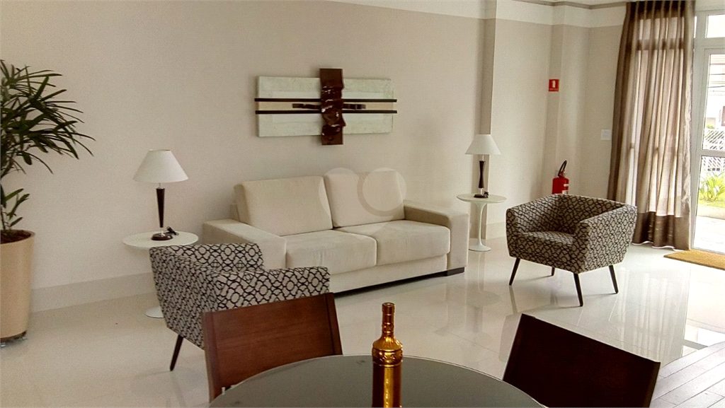 Foto REO364047