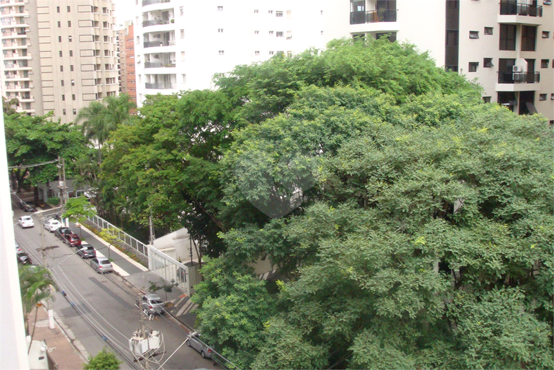 Foto REO366575