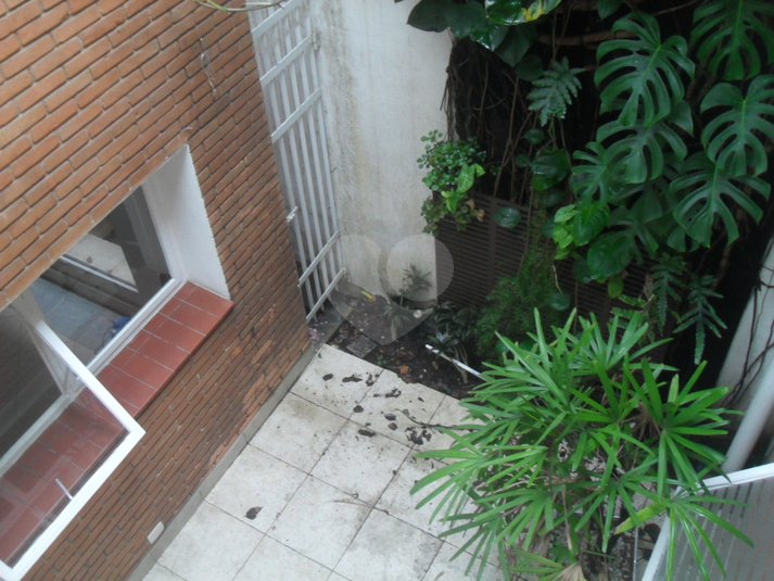 Foto REO367269