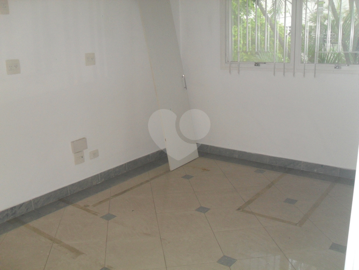 Foto REO367269