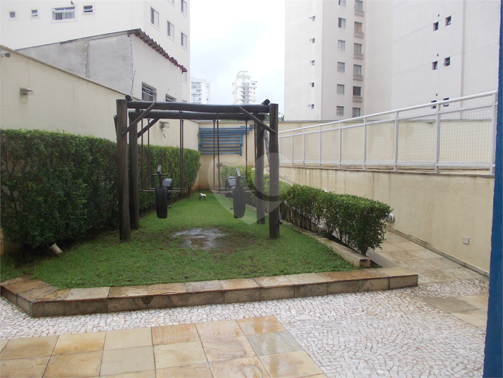 Foto REO368038