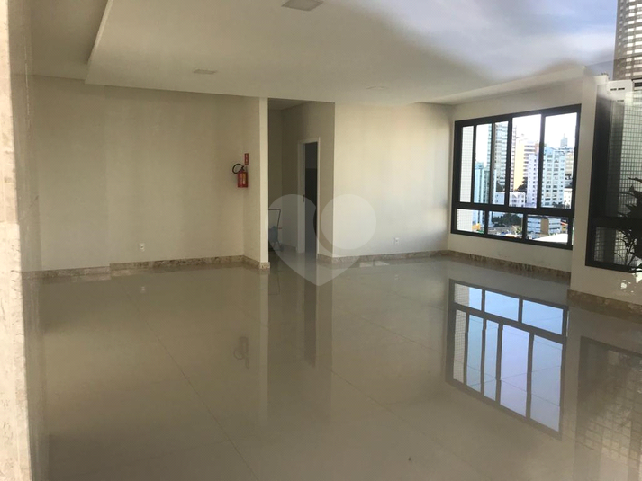 Venda Apartamento Salvador Barra REO369058 4