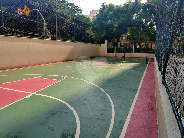 quadra poliesportiva