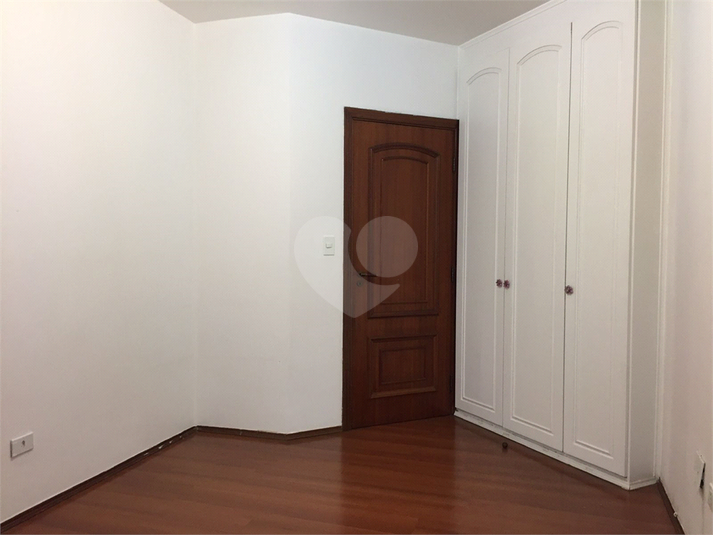 Foto REO37081