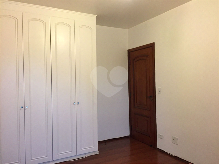 Foto REO37081