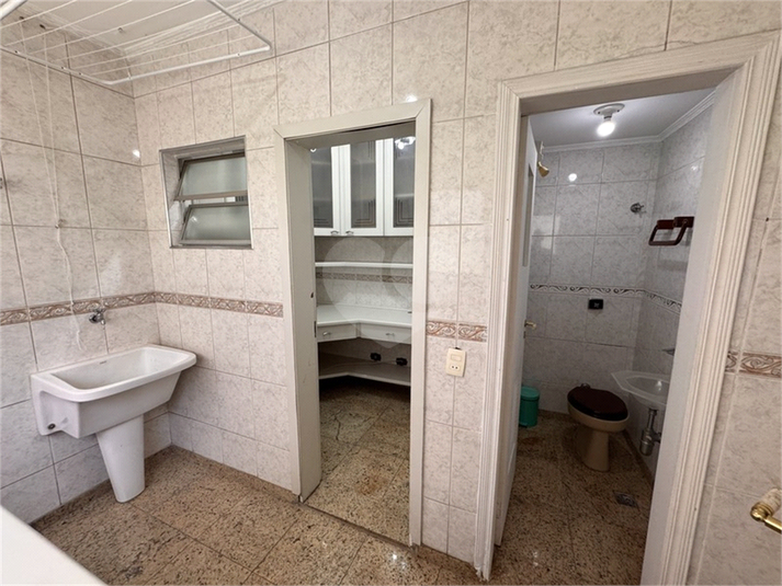 Foto REO370948