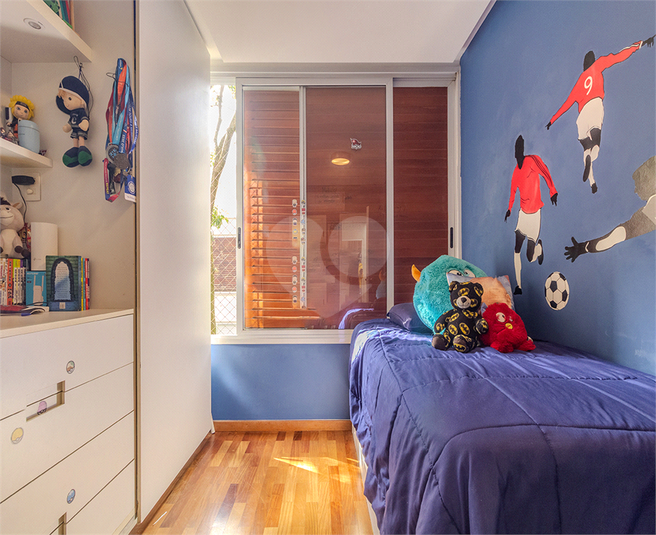 Foto REO371250