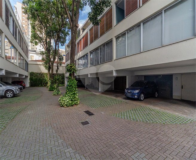 Foto REO371250