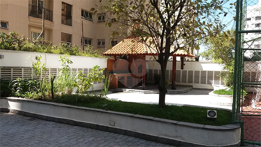 Foto REO371770