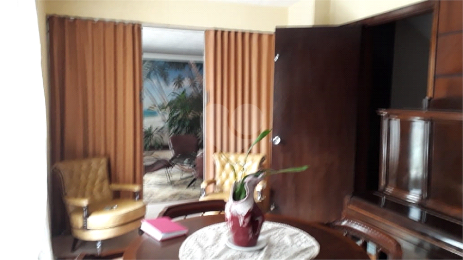Foto REO371958