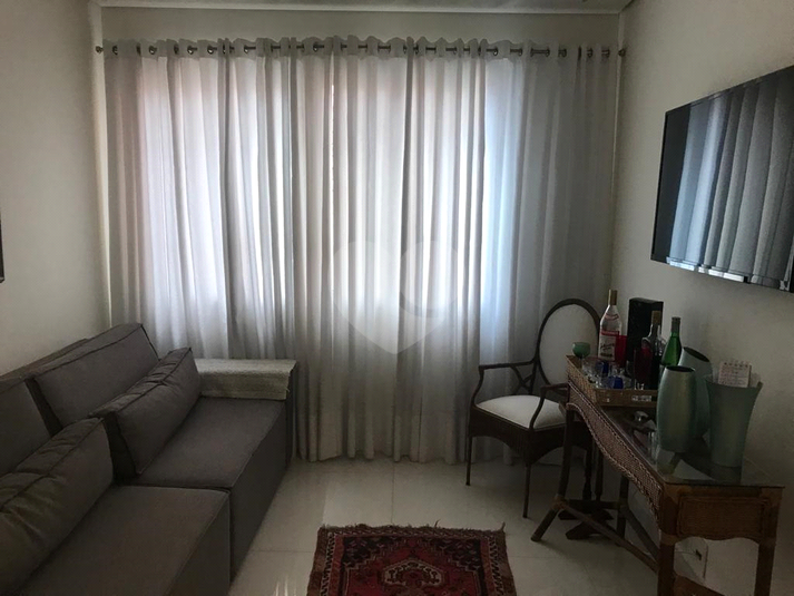 Foto REO372042
