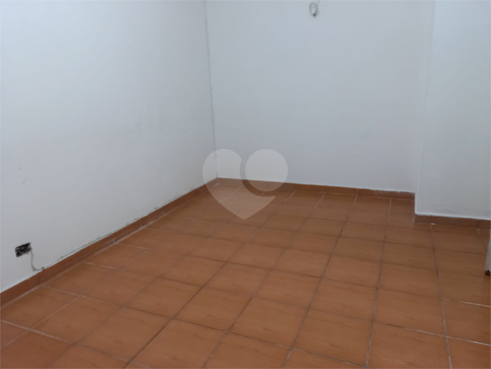 Foto REO372083