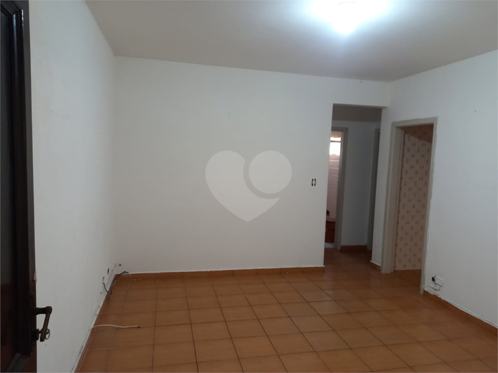 Foto REO372083