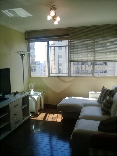 Foto REO372134