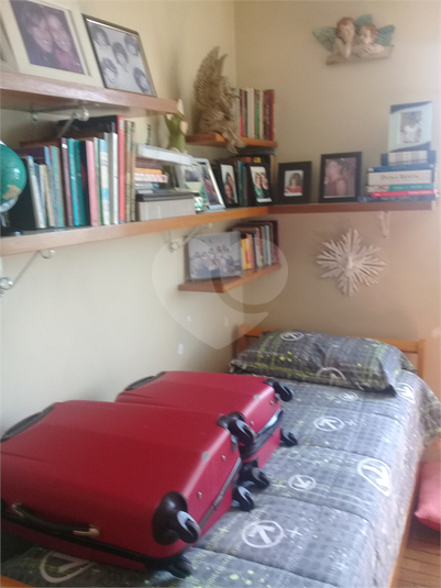 Foto REO372134