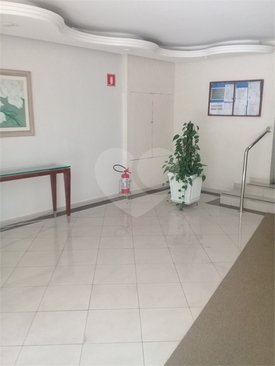 Foto REO372134
