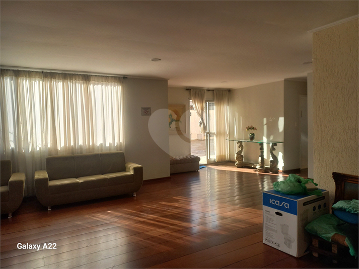 Foto REO372301