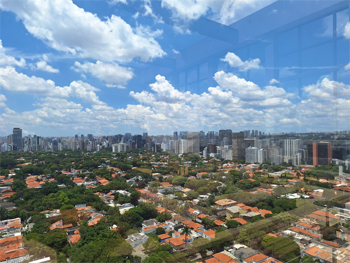 Foto REO375875