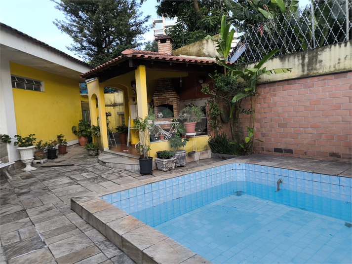 Foto REO37606