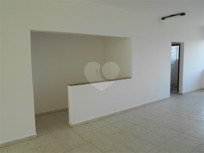Foto REO376107