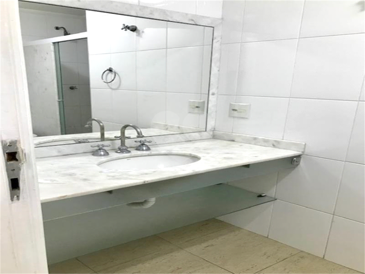Foto REO376169