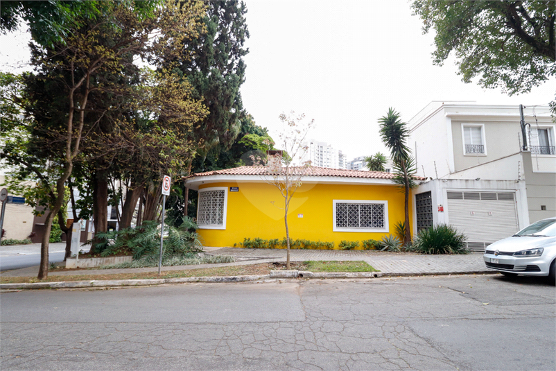 Foto REO376402