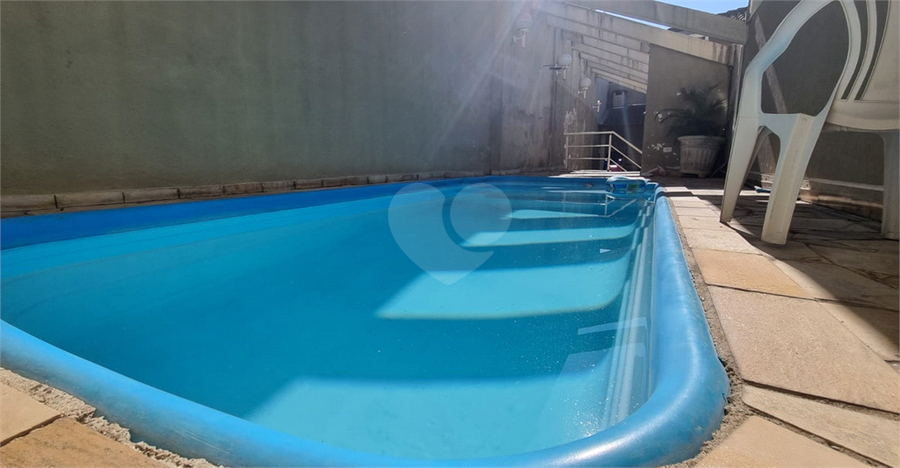 Foto REO376654