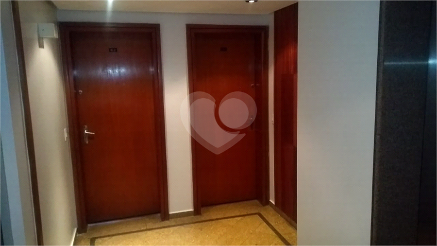 Foto REO377154