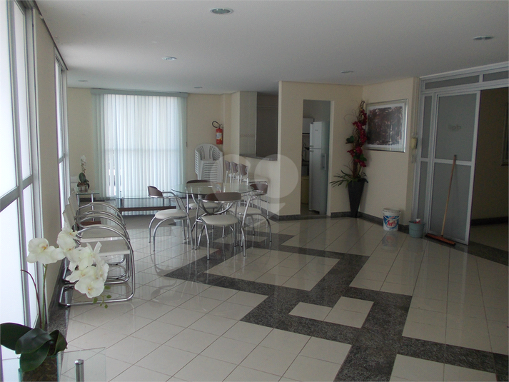 Venda Apartamento São Paulo Santana REO377570 18